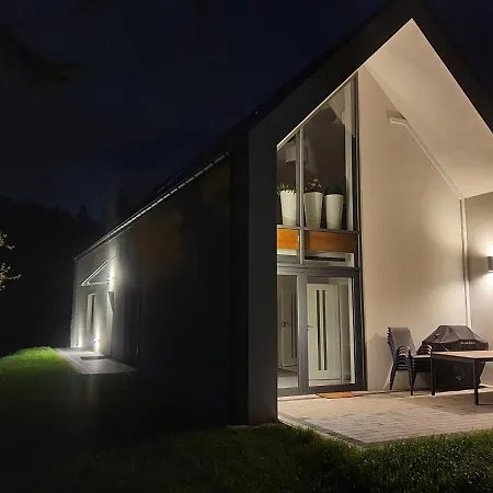 Bialy Dom * 布伦纳